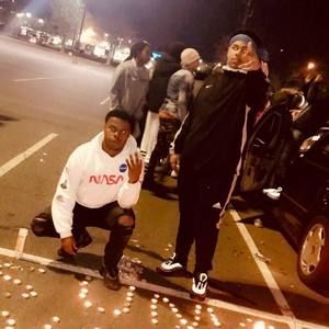 Meet your Posher, Derron